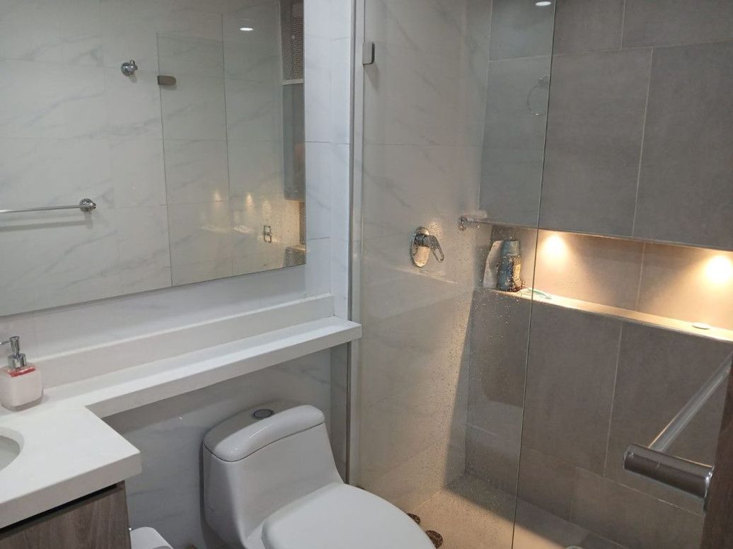 Apartamento de 2 alcobas en venta en Granjas De Techo, Bogotá · foto 6 de 10