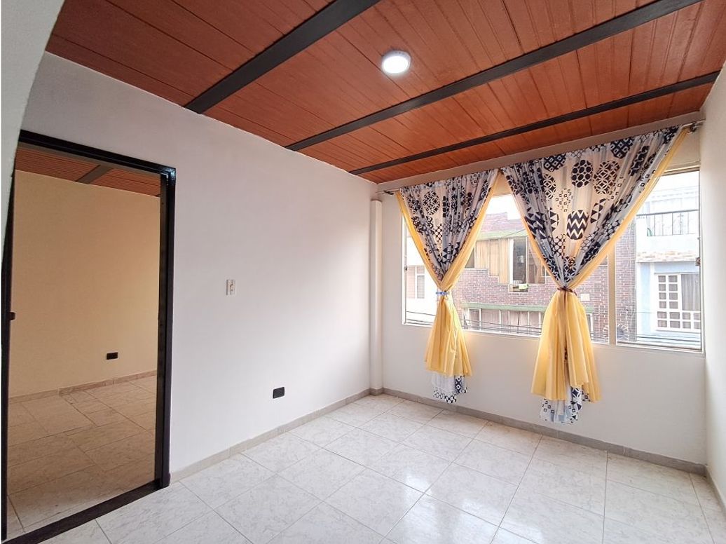 Casa de 8 alcobas en venta en Bosques De Maríana, Bogotá, 300 m² · foto 4 de 20