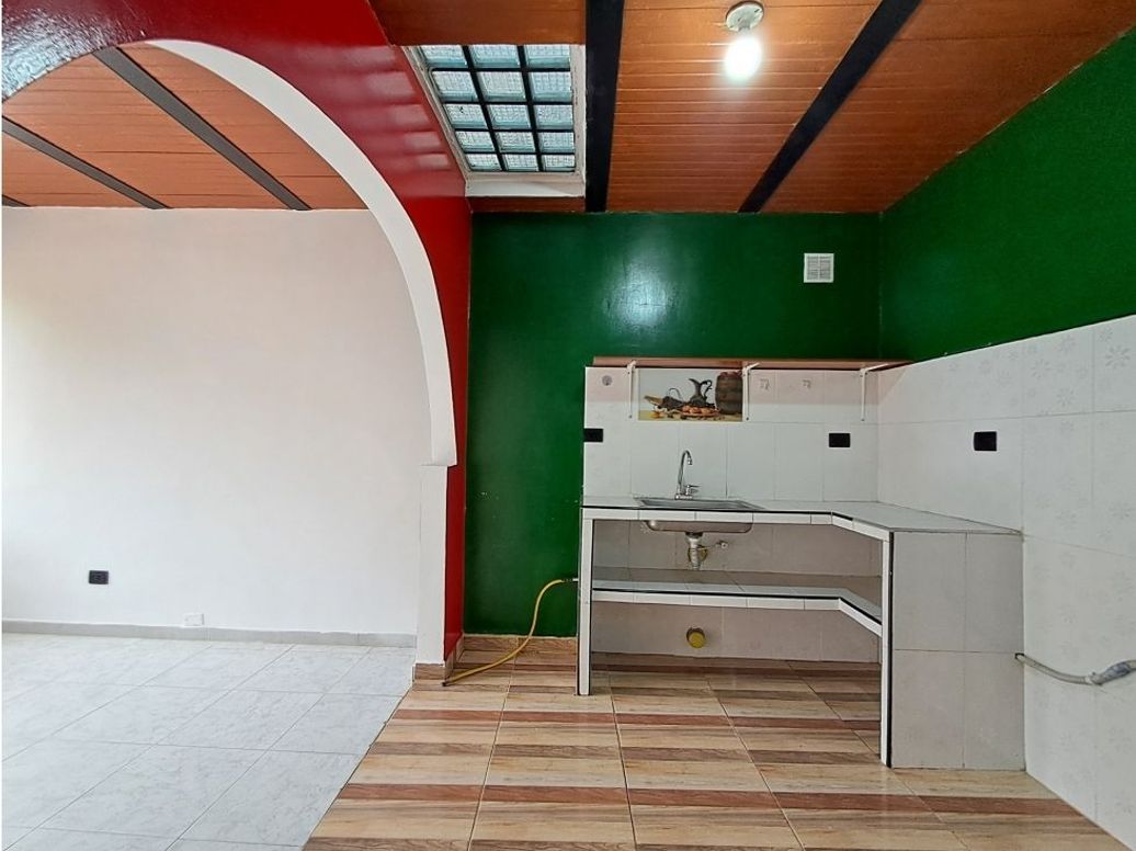 Casa de 8 alcobas en venta en Bosques De Maríana, Bogotá, 300 m² · foto 14 de 20