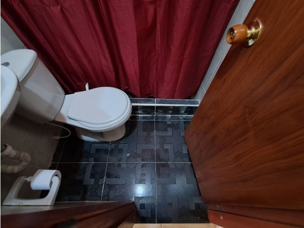 Casa de 8 alcobas en venta en Bosques De Maríana, Bogotá, 300 m² · foto 18 de 20