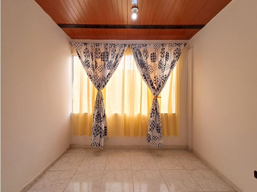 Casa de 8 alcobas en venta en Bosques De Maríana, Bogotá, 300 m² · foto 8 de 20