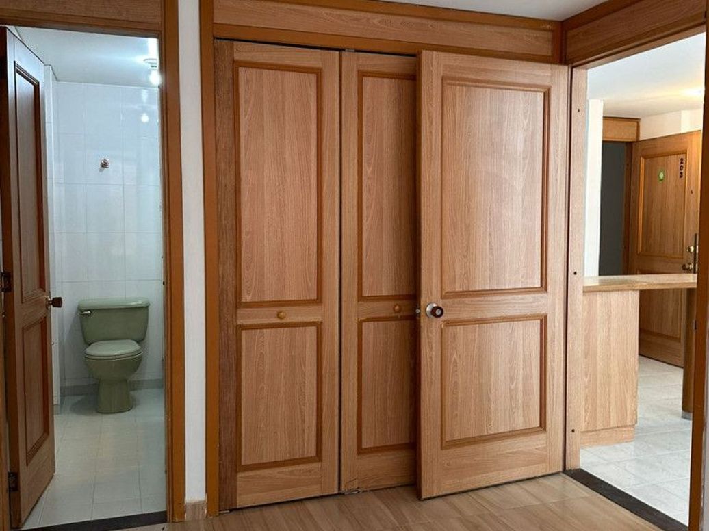 Apartaestudio en venta en Marly, Bogotá, 50 m² · foto 4 de 9