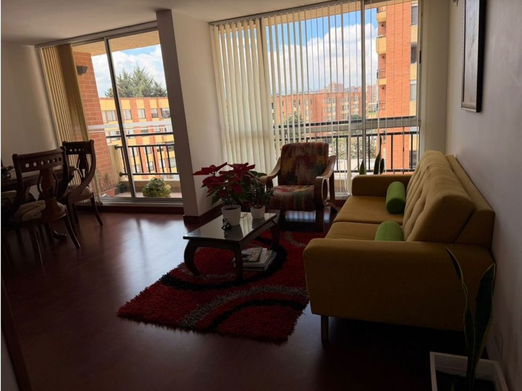 Apartamento de 3 alcobas en venta en Gilmar, Bogotá, 79 m² · foto 3 de 10