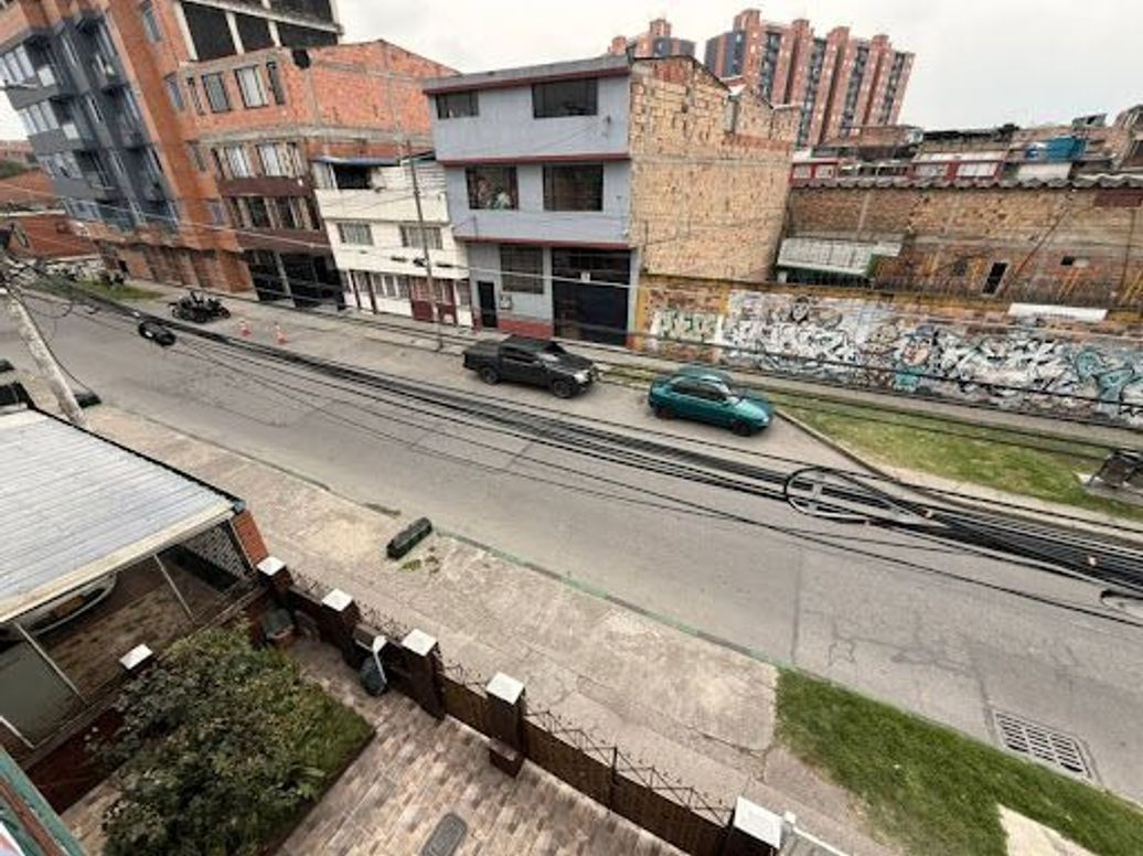 Casa de 5 alcobas en venta en San Andres Sector 2, Bogotá, 147 m² · foto 18 de 20