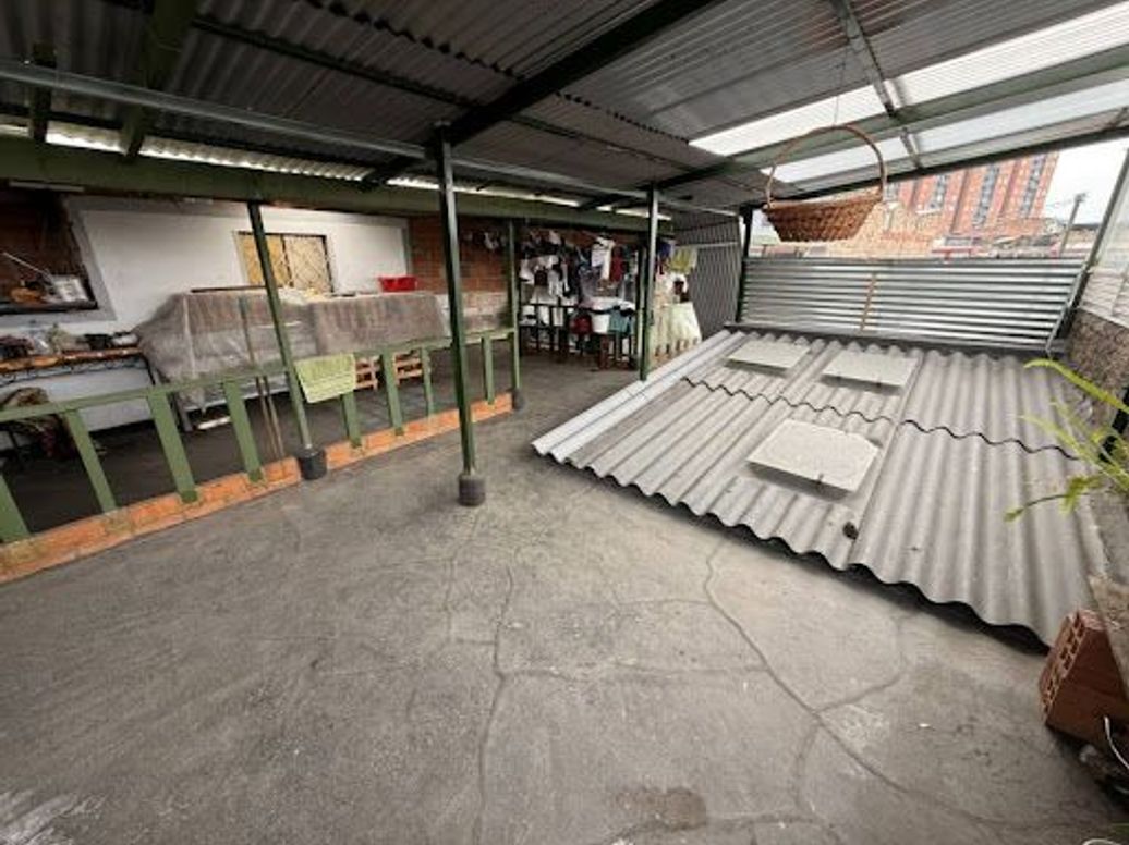 Casa de 5 alcobas en venta en San Andres Sector 2, Bogotá, 147 m² · foto 13 de 20