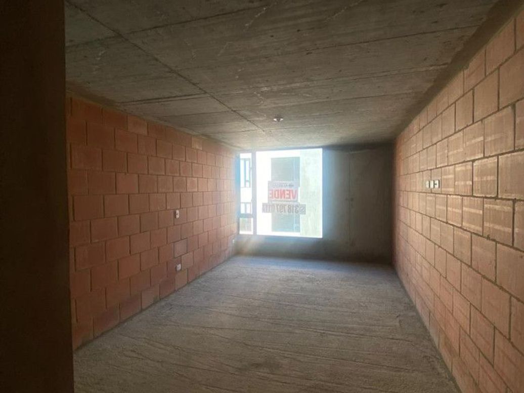 Apartaestudio en venta en Los Monjes, Bogotá, 28 m² · foto 2 de 5