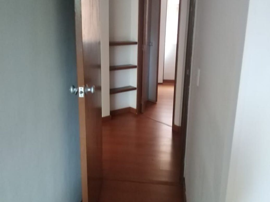 Apartamento de 3 alcobas en venta en Mirandela, Bogotá, 80 m² · foto 8 de 20