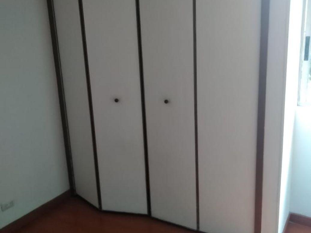 Apartamento de 3 alcobas en venta en Mirandela, Bogotá, 80 m² · foto 13 de 20