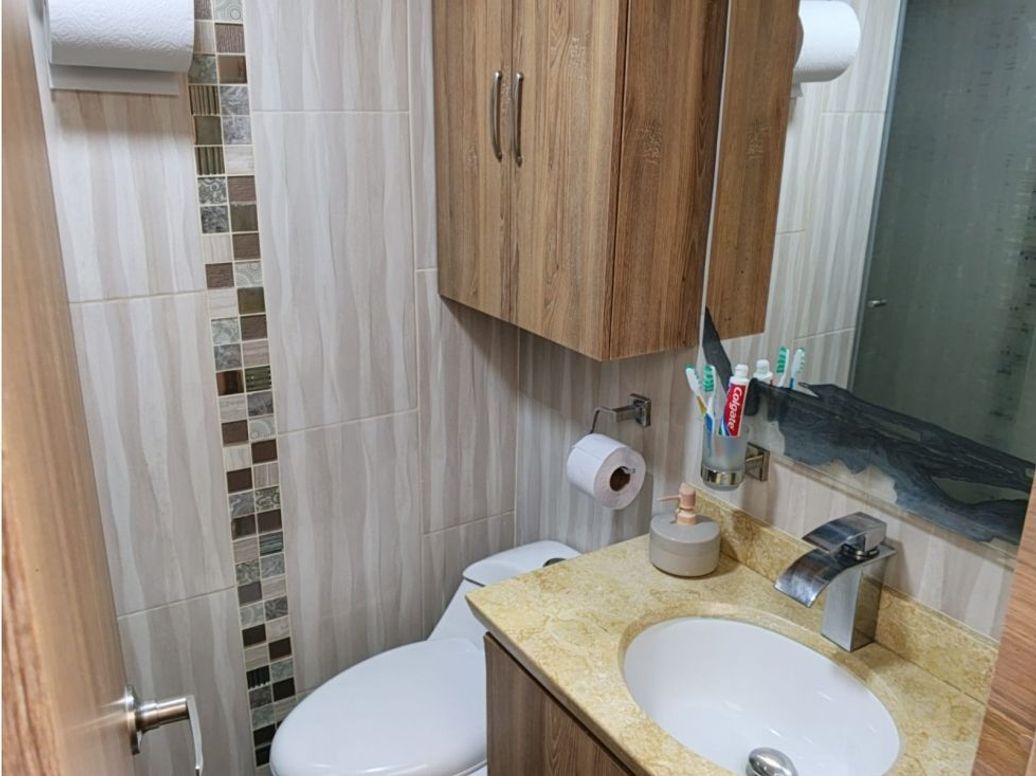 Casa de 5 alcobas en venta en Villa Del Prado, Bogotá, 116 m² · foto 11 de 16