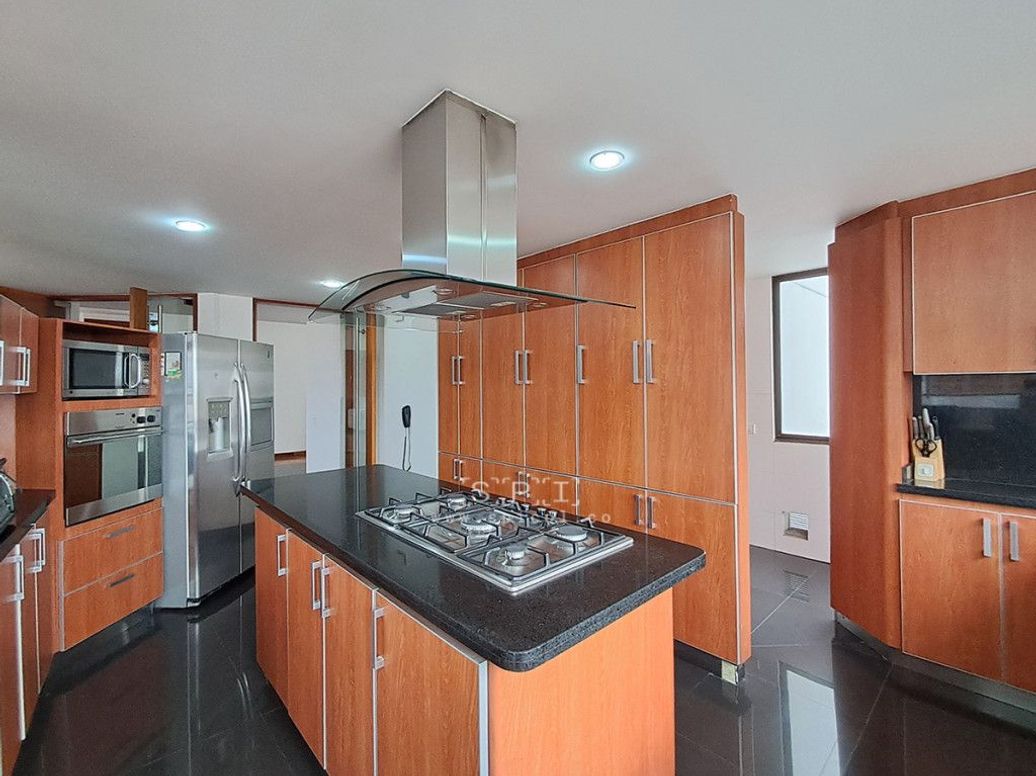 Apartamento de 3 alcobas en venta en Andes Norte, Bogotá, 334 m² · foto 8 de 20