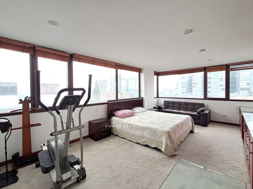 Apartamento de 3 alcobas en venta en Andes Norte, Bogotá, 334 m² · foto 17 de 20