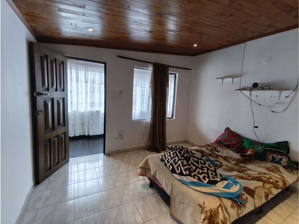 Casa de 10 alcobas en venta en La Cabaña, Bogotá, 542 m² · foto 6 de 20