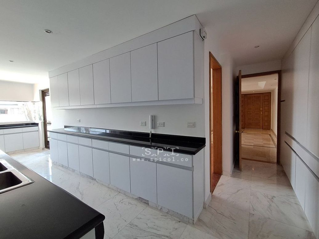 Apartamento de 3 alcobas en venta en Santa Ana Oriental, Bogotá, 220 m² · foto 7 de 20