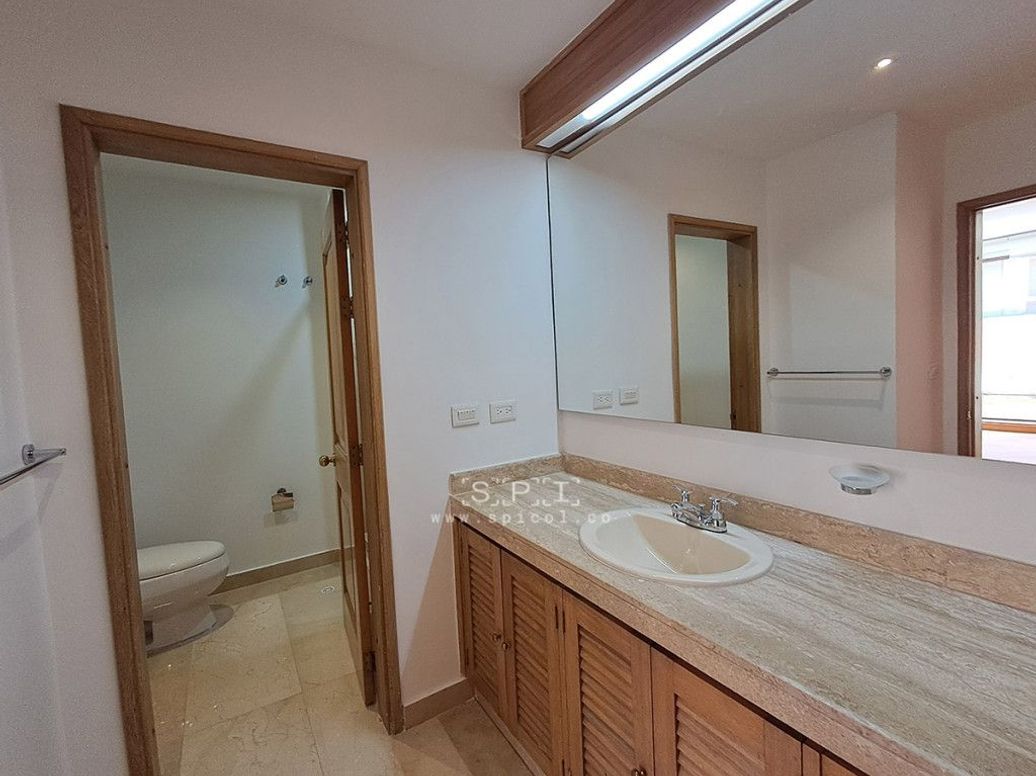 Apartamento de 3 alcobas en venta en Santa Ana Oriental, Bogotá, 220 m² · foto 12 de 20