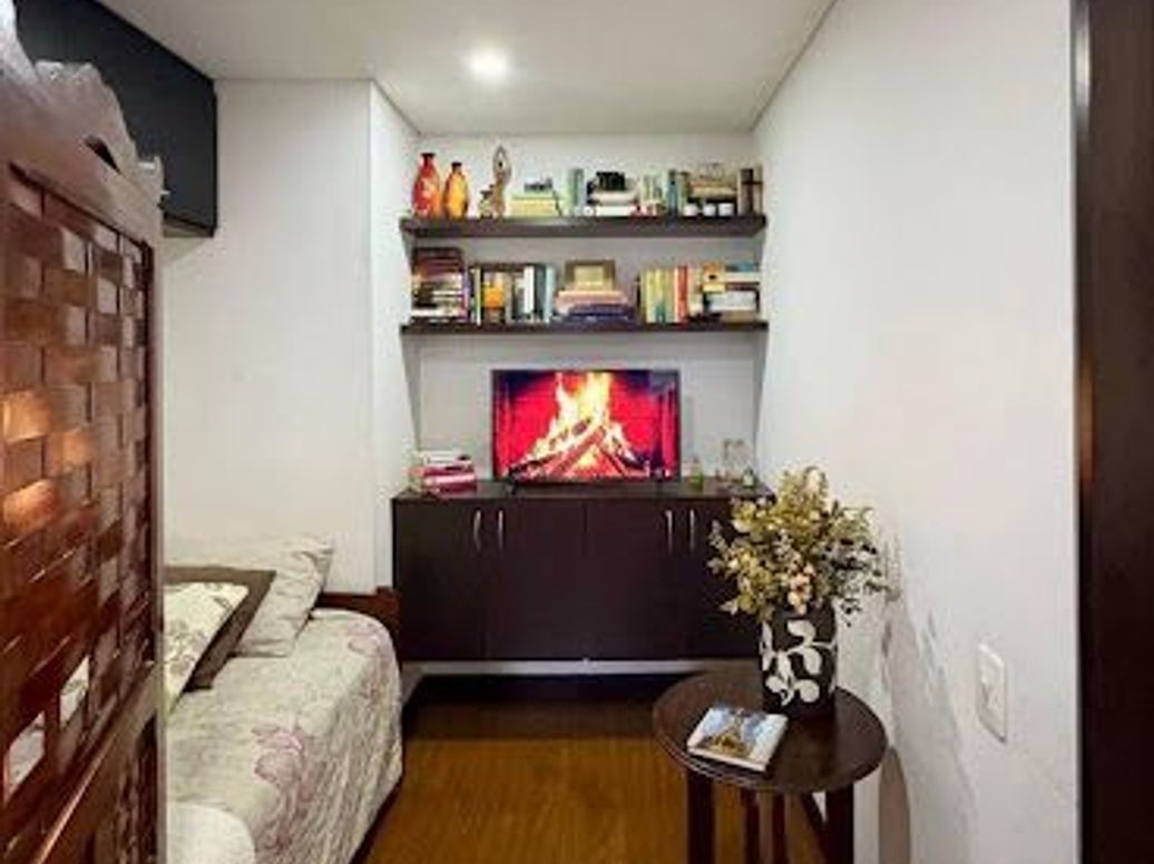 Apartamento de 2 alcobas en venta en La Veracruz, Bogotá, 95 m² · foto 3 de 11