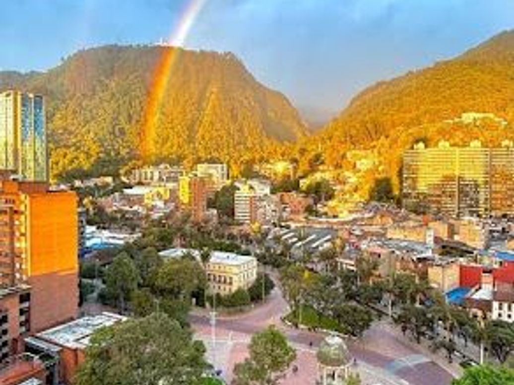 Apartamento de 2 alcobas en venta en La Veracruz, Bogotá, 95 m² · foto 9 de 11