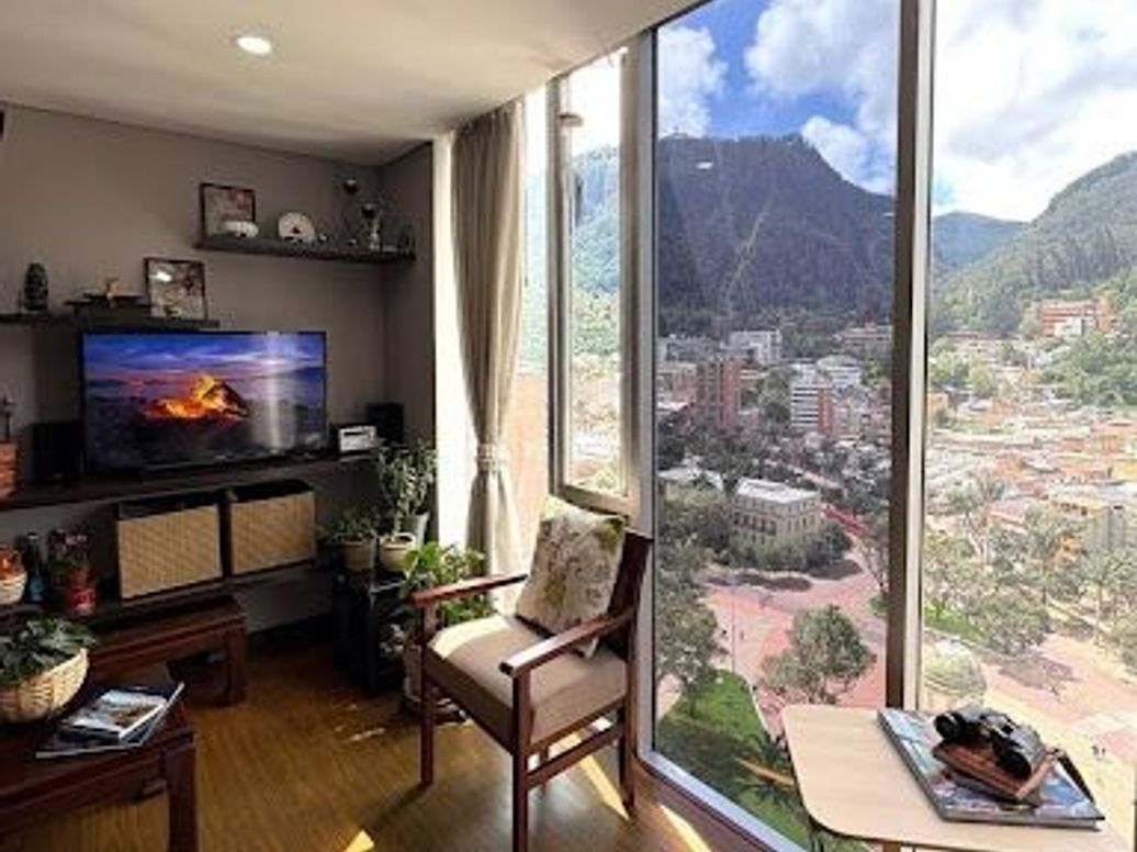 Apartamento de 2 alcobas en venta en La Veracruz, Bogotá, 95 m² · foto 2 de 11