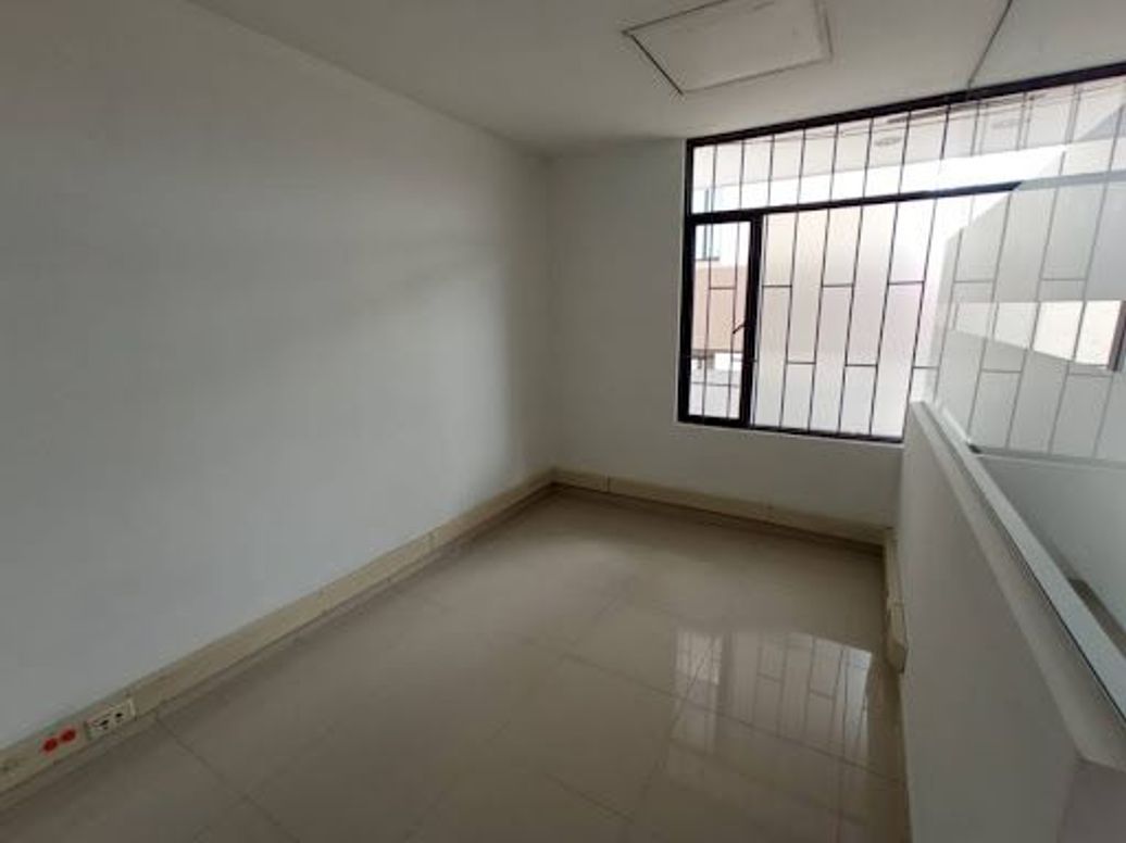 Casa de 1 alcoba en venta en San Luis, Bogotá, 315 m² · foto 8 de 20