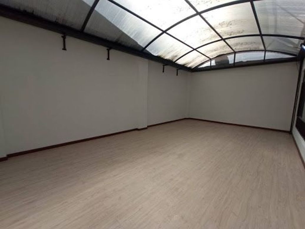 Casa de 1 alcoba en venta en San Luis, Bogotá, 315 m² · foto 18 de 20