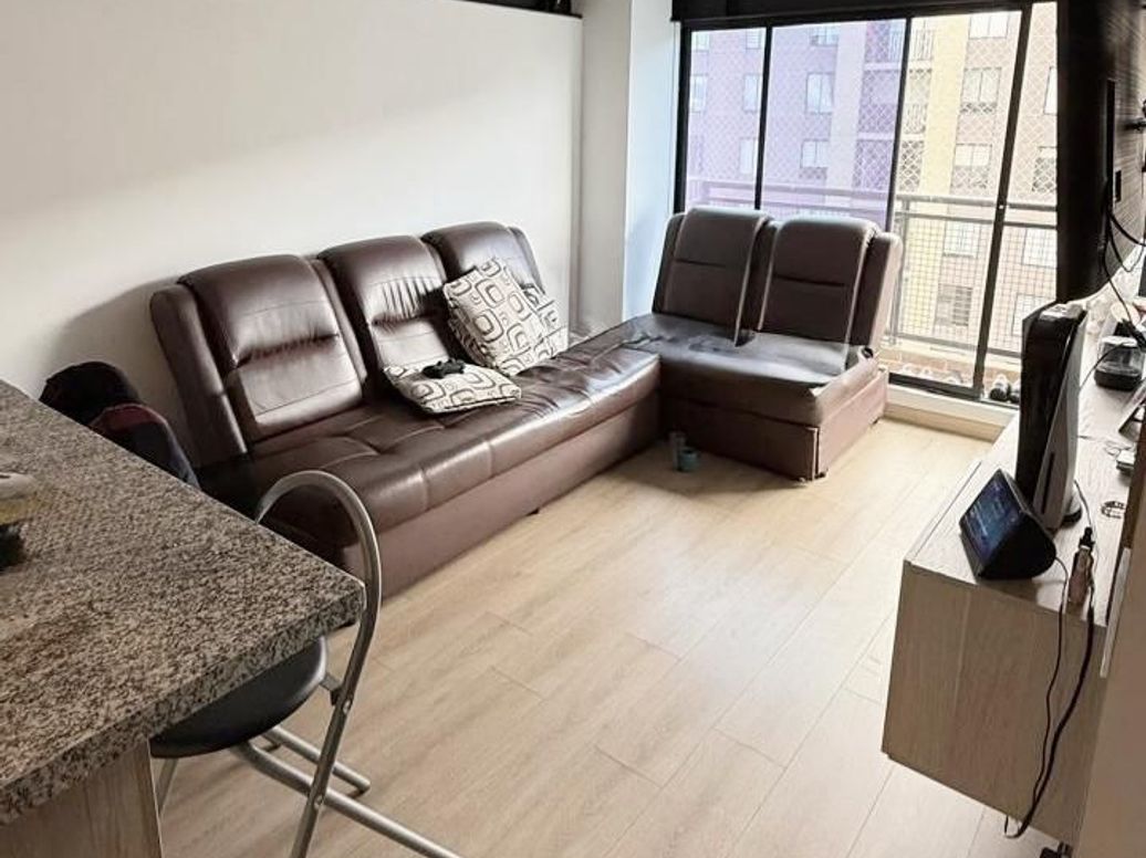 Apartamento de 3 alcobas en venta en Porto Hayuelos 2, Bogotá, 68 m² · foto 7 de 17