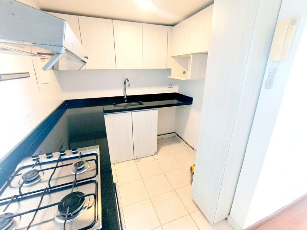 Apartamento en venta en El Refugio, Bogotá · foto 15 de 20