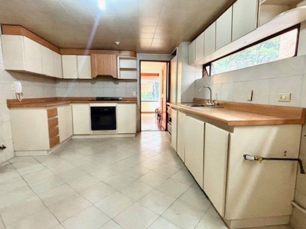 Apartamento de 4 alcobas en venta en Chicó Norte, Bogotá, 198 m² · foto 18 de 20