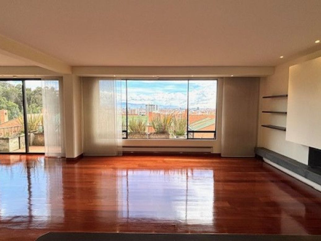 Casa de 4 alcobas en venta en Ciudadela Real, Bogotá, 632 m² · foto 2 de 20