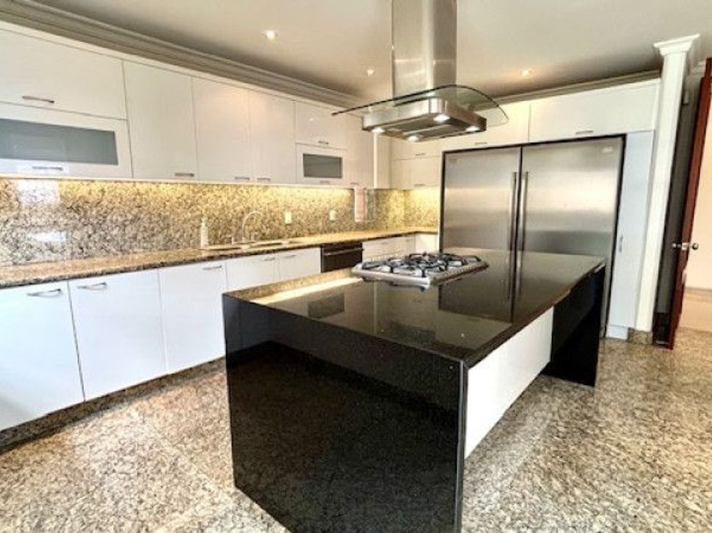 Casa de 4 alcobas en venta en Ciudadela Real, Bogotá, 632 m² · foto 9 de 20
