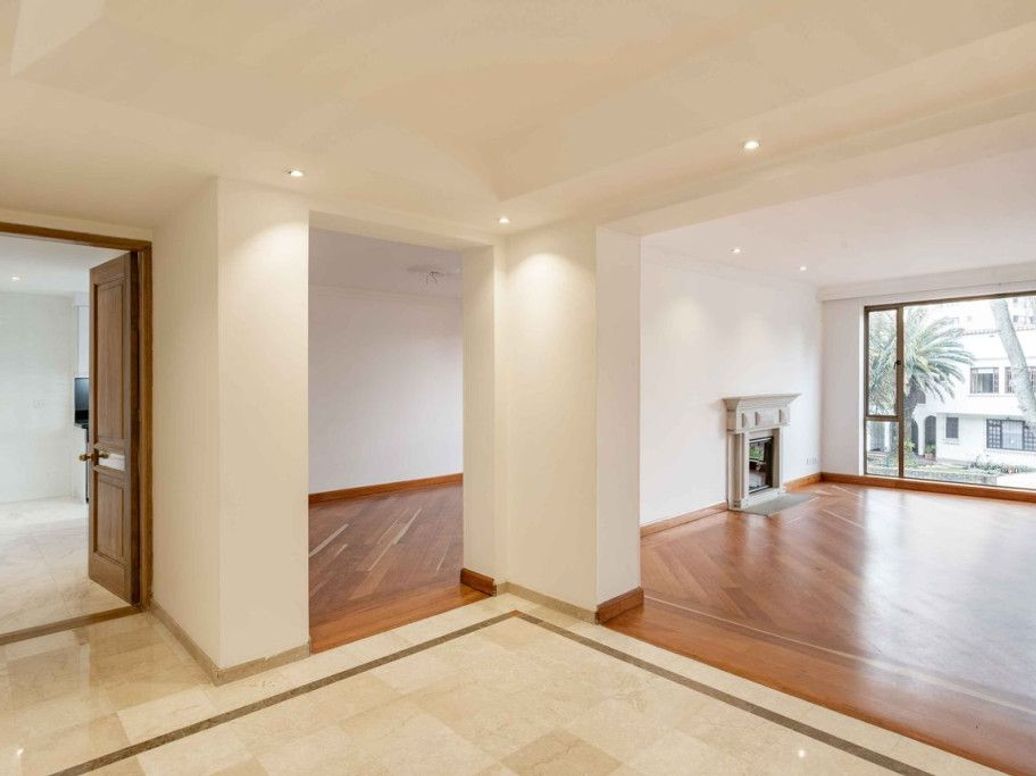 Apartamento de 3 alcobas en venta en Santa Ana Oriental, Bogotá, 217 m² · foto 8 de 20