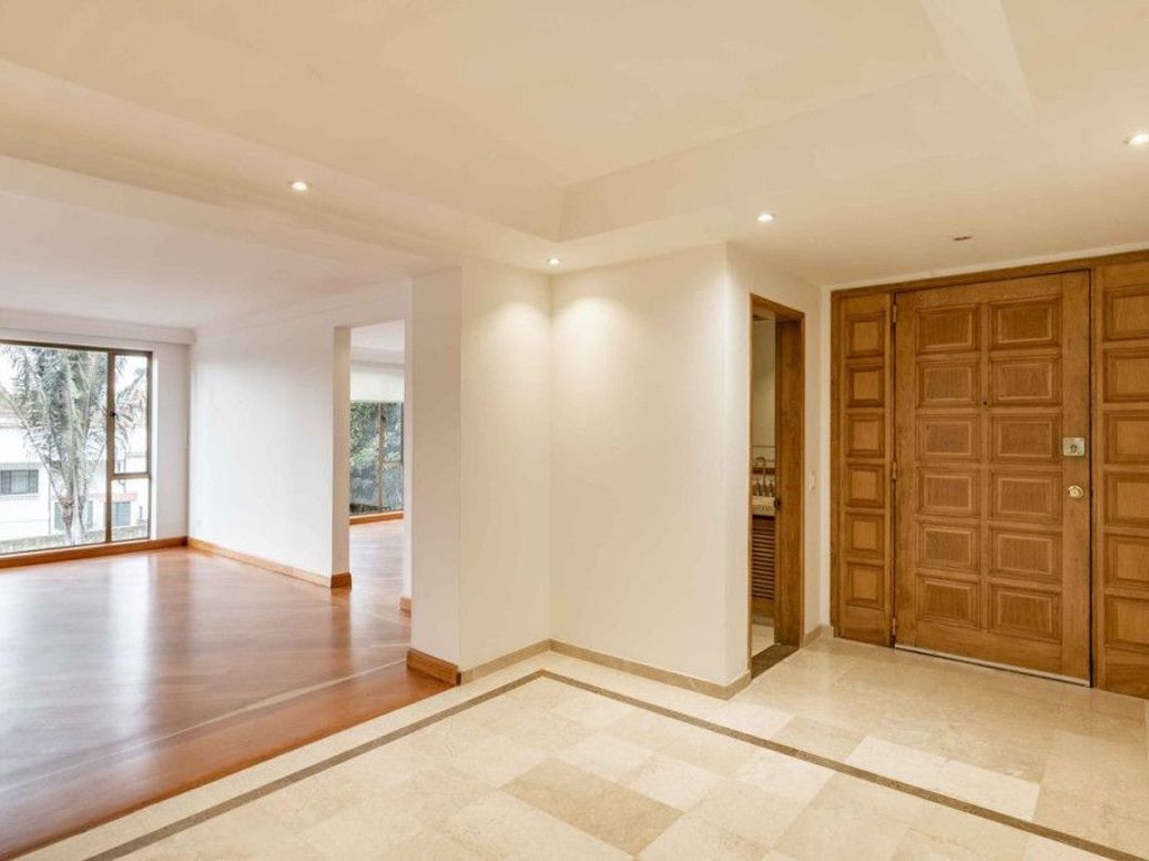 Apartamento de 3 alcobas en venta en Santa Ana Oriental, Bogotá, 217 m² · foto 9 de 20