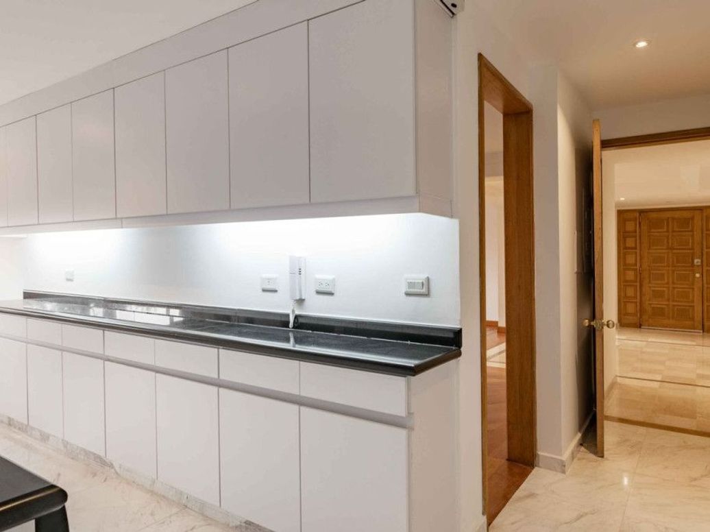 Apartamento de 3 alcobas en venta en Santa Ana Oriental, Bogotá, 217 m² · foto 11 de 20