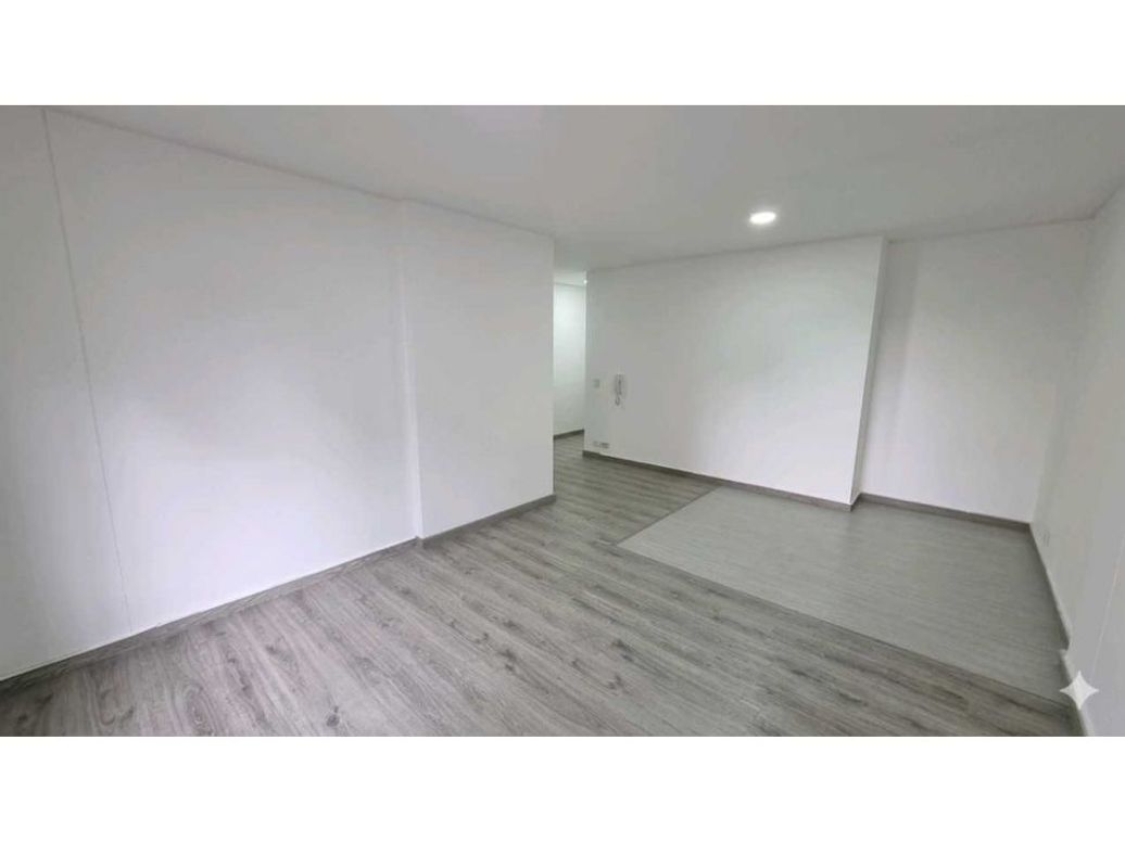 Apartamento de 3 alcobas en venta en Colina Campestre, Bogotá, 66 m² · foto 3 de 15