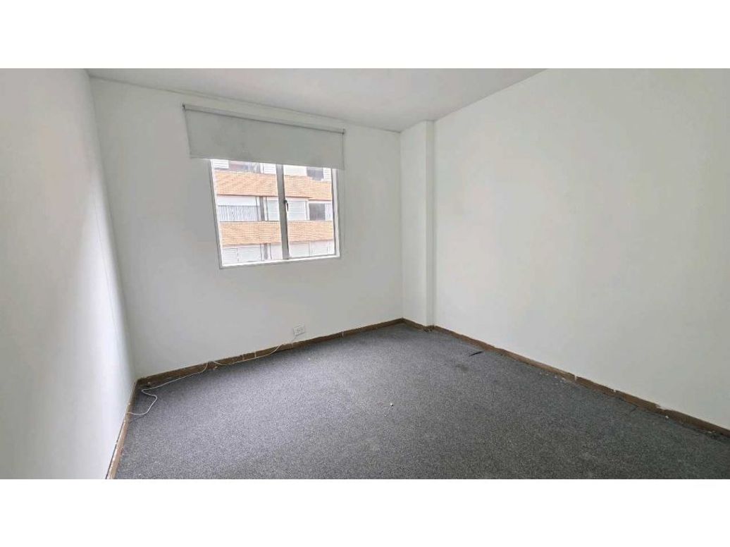 Apartamento de 3 alcobas en venta en Colina Campestre, Bogotá, 66 m² · foto 14 de 15