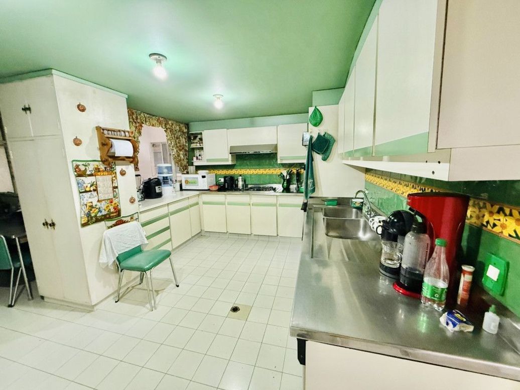 Apartamento de 2 alcobas en venta en El Refugio, Bogotá, 305 m² · foto 4 de 8