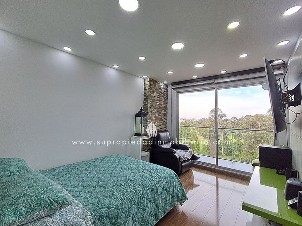 Apartamento de 3 alcobas en venta en Club De Los Lagartos, Bogotá, 131 m² · foto 8 de 20