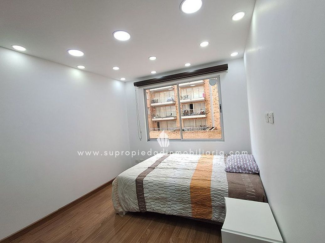 Apartamento de 3 alcobas en venta en Club De Los Lagartos, Bogotá, 131 m² · foto 12 de 20