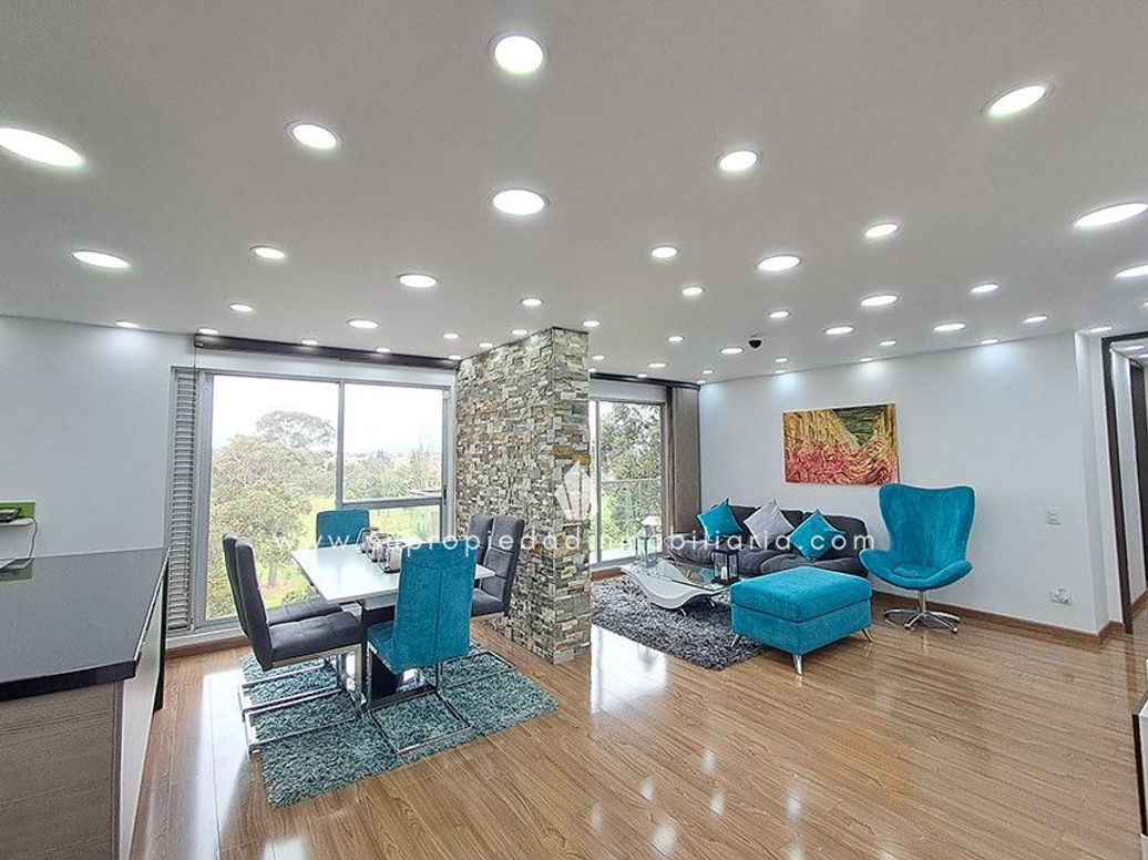 Apartamento de 3 alcobas en venta en Club De Los Lagartos, Bogotá, 131 m² · foto 3 de 20