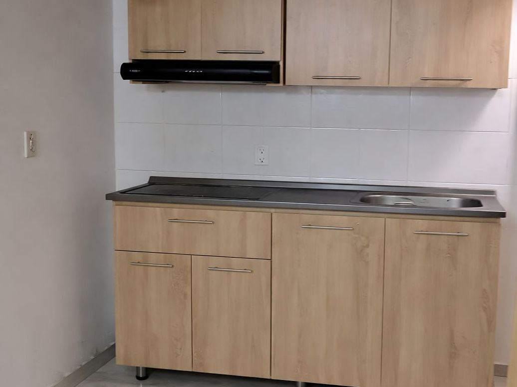Casa de 10 alcobas en venta en Santa Rosita, Bogotá, 135 m² · foto 15 de 20