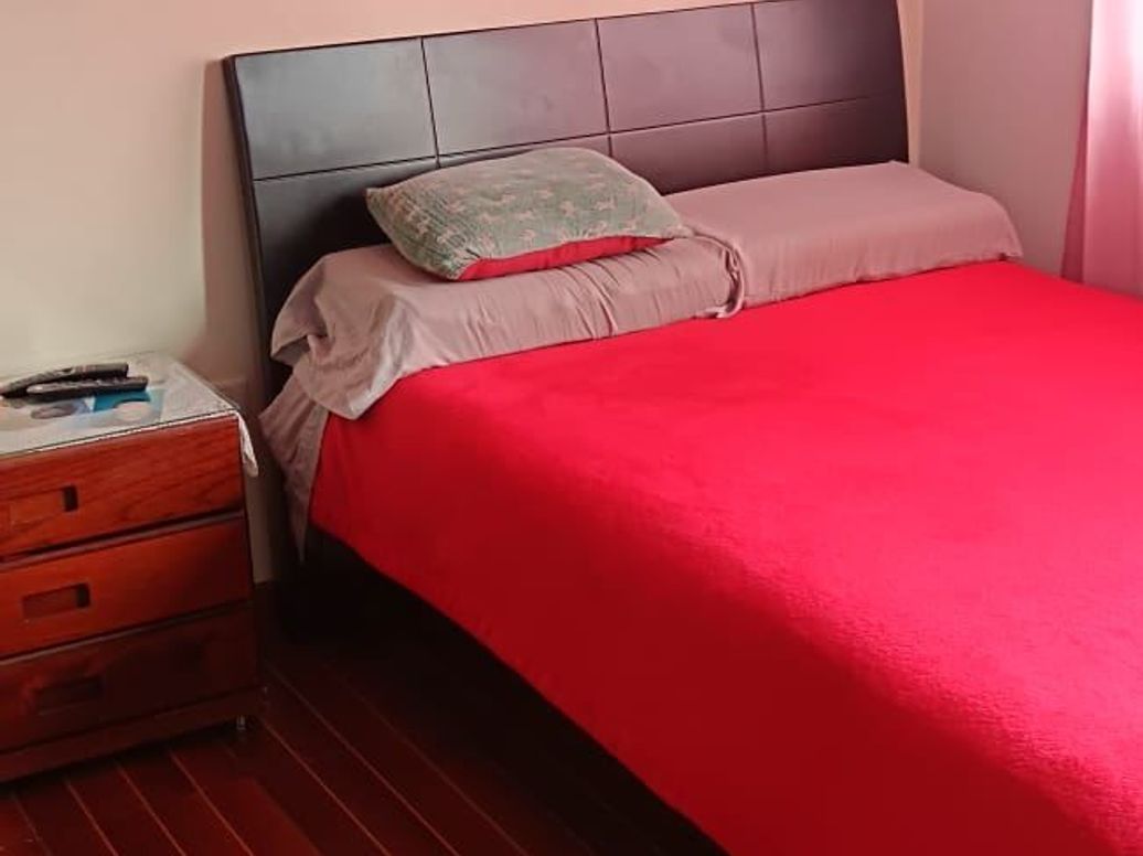 Casa de 10 alcobas en venta en Santa Rosita, Bogotá, 135 m² · foto 18 de 20
