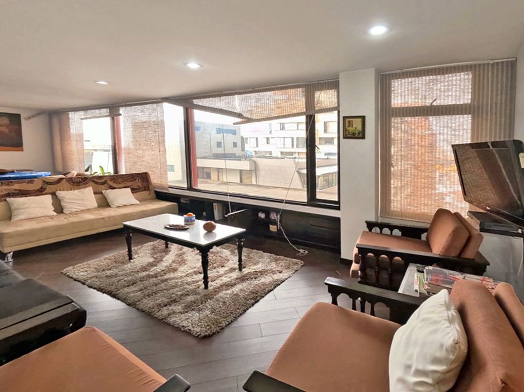 Apartamento de 2 alcobas en venta en Sagrado Corazon, Bogotá, 76 m² · foto 2 de 20