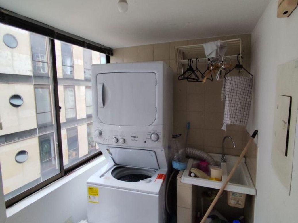 Apartamento de 3 alcobas en venta en Quinta Camacho, Bogotá, 285 m² · foto 12 de 20