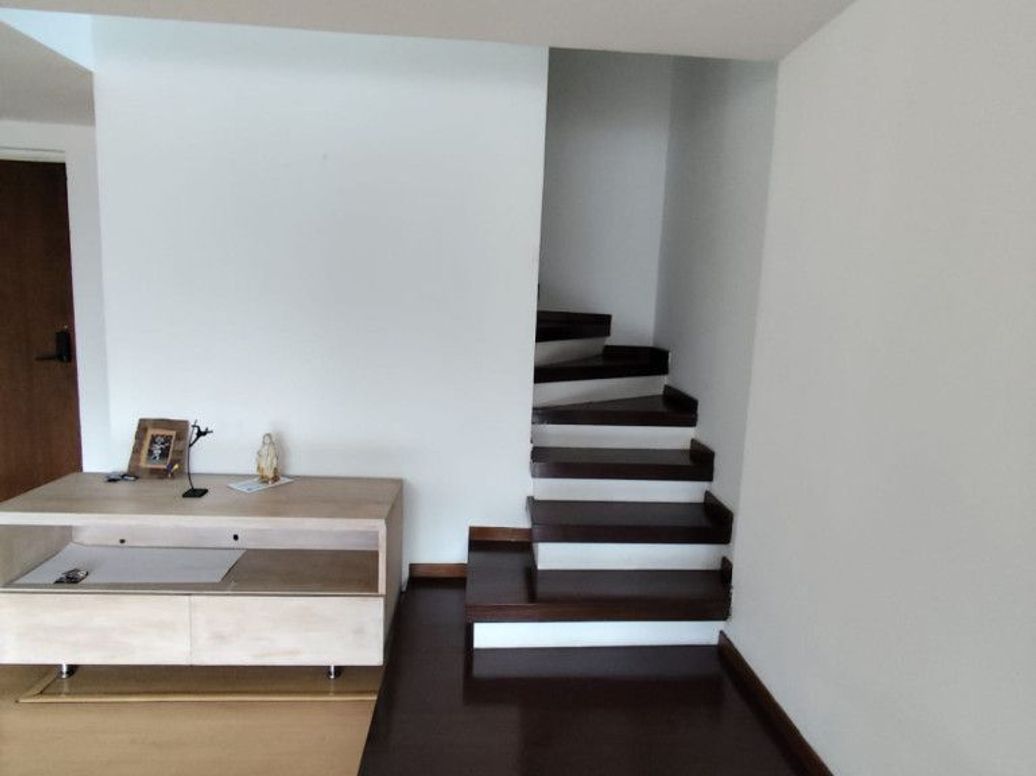 Apartamento de 3 alcobas en venta en Quinta Camacho, Bogotá, 285 m² · foto 16 de 20