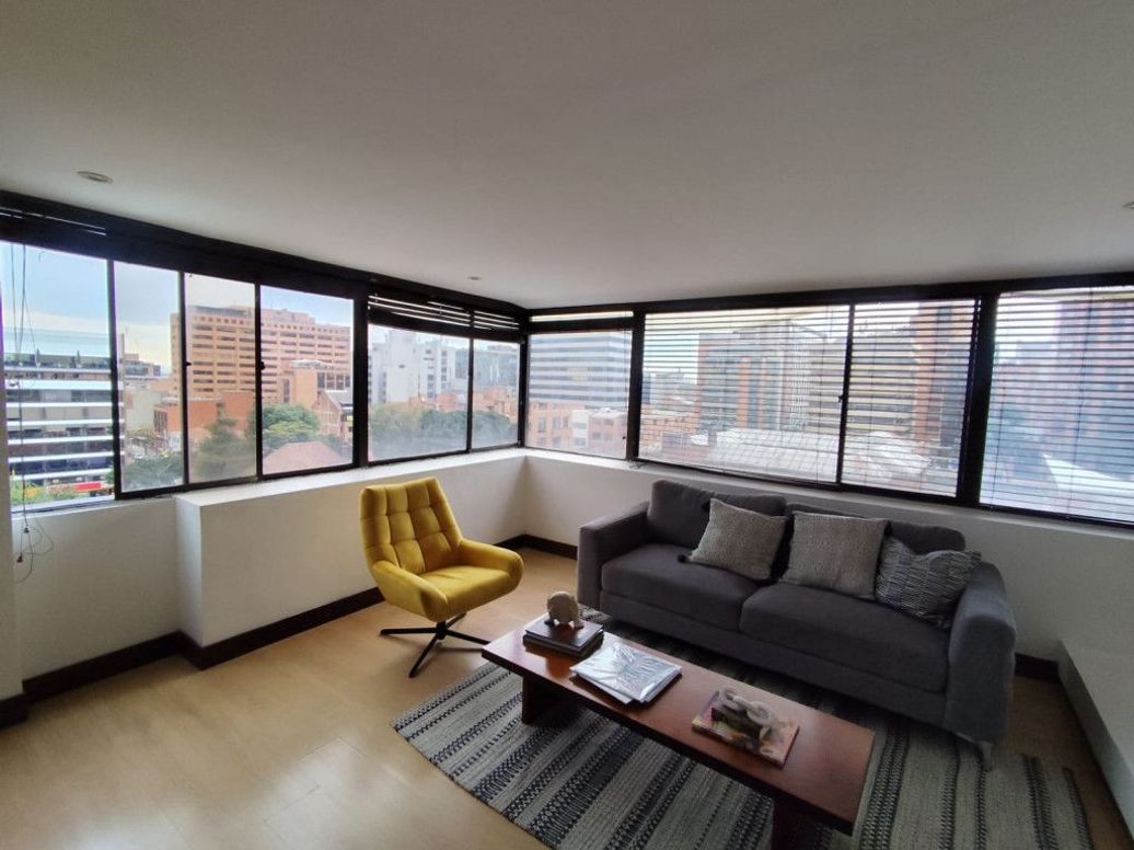 Apartamento de 3 alcobas en venta en Quinta Camacho, Bogotá, 285 m² · foto 6 de 20