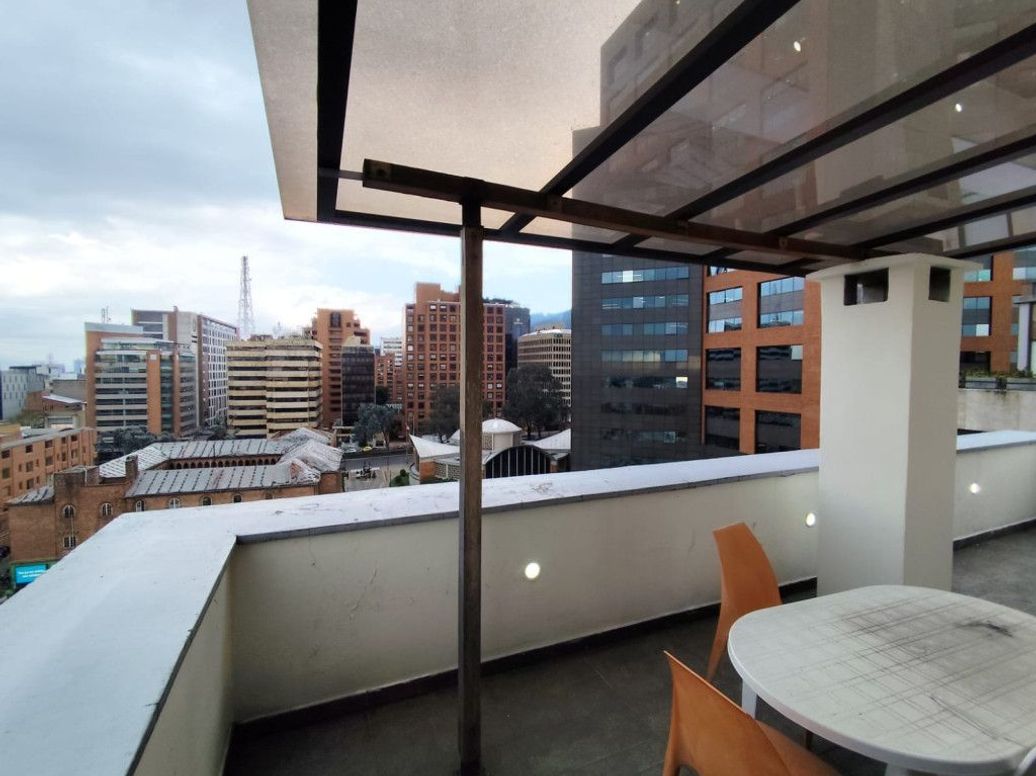 Apartamento de 3 alcobas en venta en Quinta Camacho, Bogotá, 285 m² · foto 11 de 20