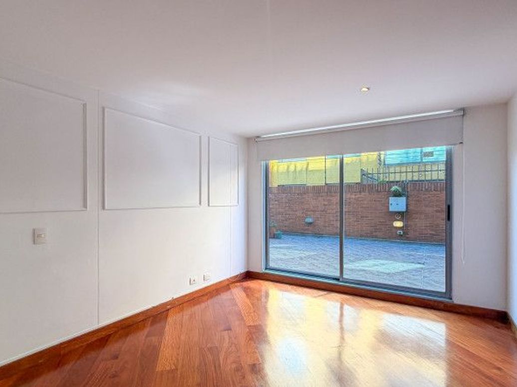 Apartamento de 3 alcobas en venta en Rincon Del Chicó, Bogotá, 138 m² · foto 8 de 18