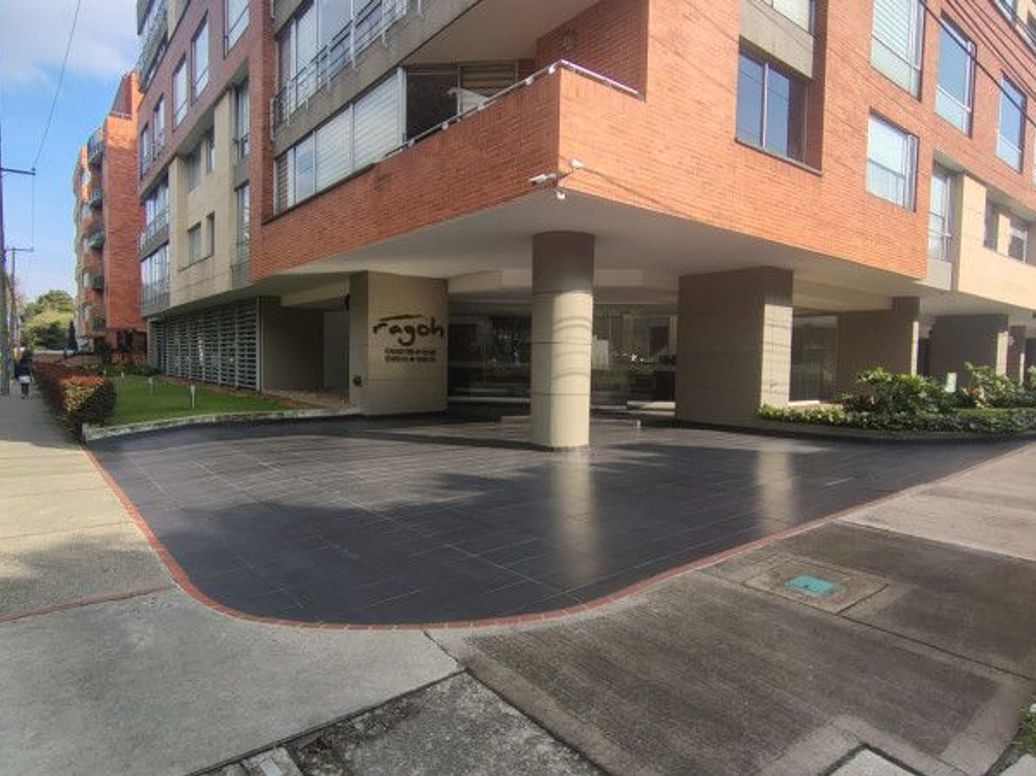 Apartamento de 3 alcobas en venta en Rincon Del Chicó, Bogotá, 138 m² · foto 18 de 18