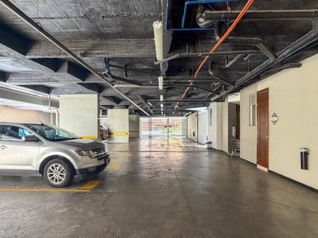 Apartamento de 3 alcobas en venta en Rincon Del Chicó, Bogotá, 138 m² · foto 13 de 18