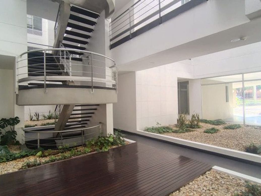 Apartamento de 3 alcobas en venta en Rincon Del Chicó, Bogotá, 138 m² · foto 16 de 18