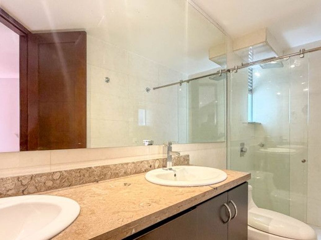 Apartamento de 3 alcobas en venta en Rincon Del Chicó, Bogotá, 138 m² · foto 12 de 18
