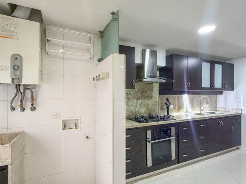 Apartamento de 3 alcobas en venta en Rincon Del Chicó, Bogotá, 138 m² · foto 7 de 18